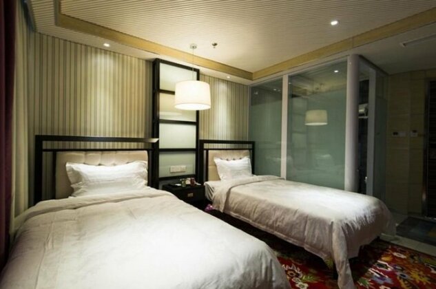 Friday Holiday Hotel - Photo3