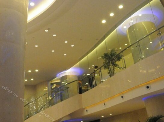Champs Elysees Hotel - Photo2