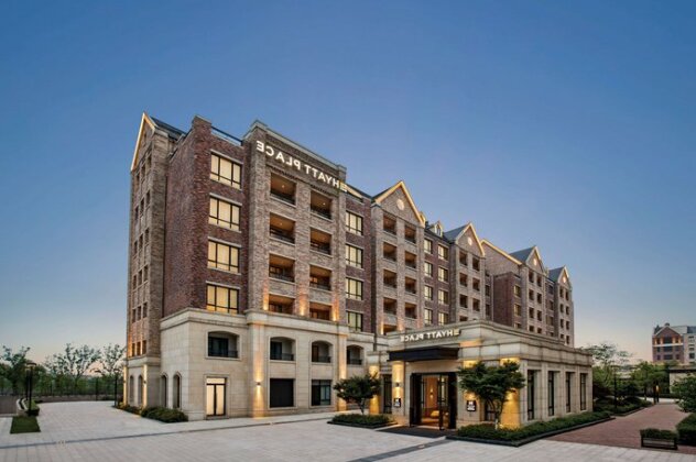 Hyatt Place Tongxiang Train Station - Photo2