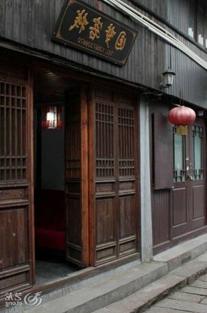  Photo 2