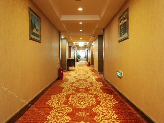 Longxing Hotel Jilin - Photo3