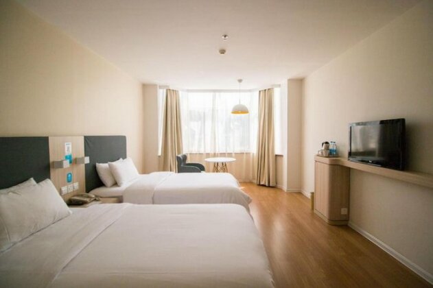  Photo 1