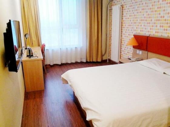 Home Inn Jinan - Photo2