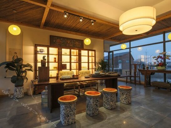 Qishe Hostel - Photo3