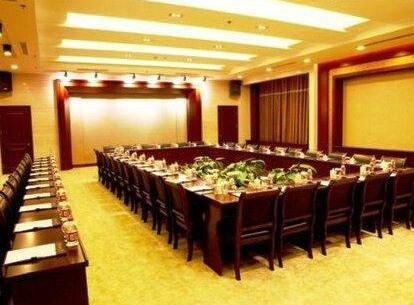 Shandong Jindu Hotel - Photo2