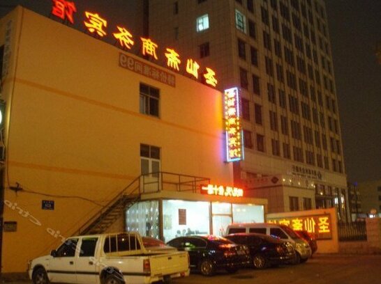 Shengxian Zhailv Hotel