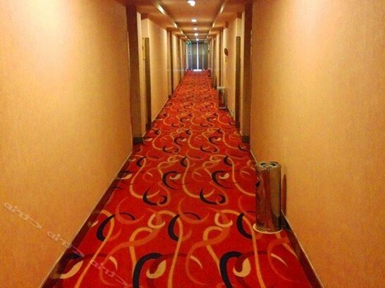 Summer Garden Hotel - Photo3
