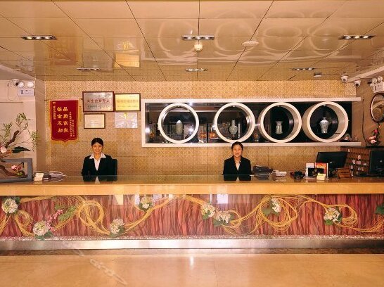 Summer Garden Hotel - Photo4