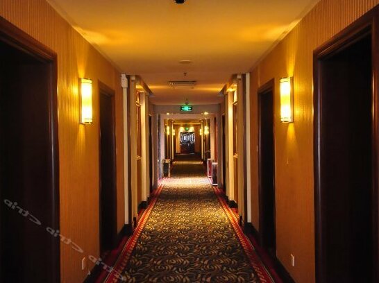 University Hotel Jinan - Photo3