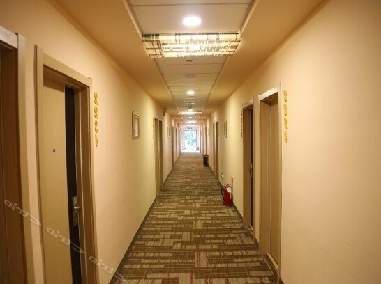 Yayue Hotel Ji'nan Shifan Road Military District General Hospital - Photo3