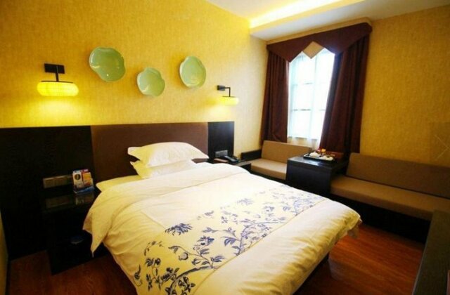 Crystal Pudi Hotel - Photo4