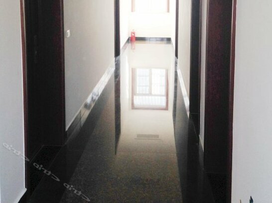 Shuangfeng Hotel - Photo4