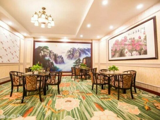Huajing Business Hotel - Photo4