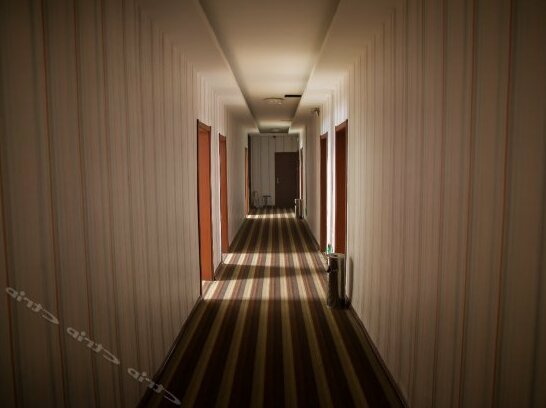 0537 Holiday Express Hotel - Photo4