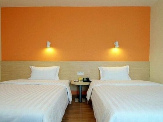 7days Inn Zoucheng Minzheng Main Street - Photo3