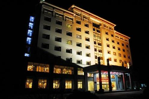 Chunqiu Hotel - Photo5