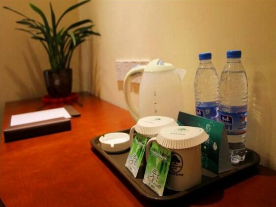 GreenTree Inn Shandong Jining Yutai Bus Terminal Express Hotel - Photo2