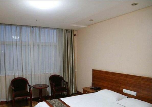 Jining Qianxi Hotel - Photo2