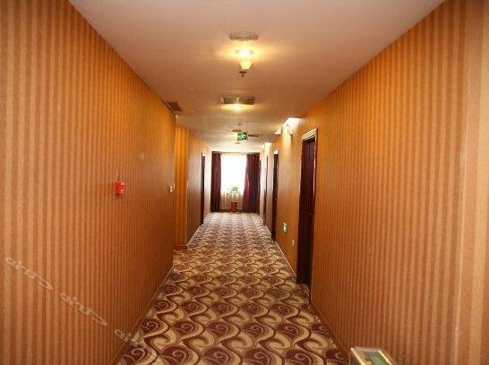 Jining Seven Star Holiday Inn - Photo3