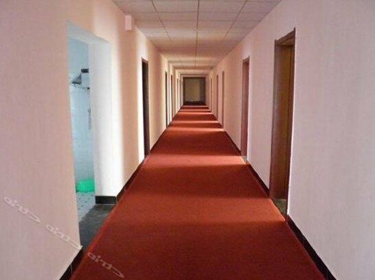 Jining Sishui Green Tree Business Hotel - Photo3