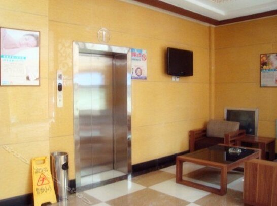 Jinjiang Business Hotel Sishui - Photo4