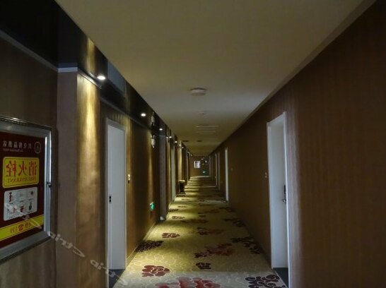 Ouke Holiday Hotel - Photo2