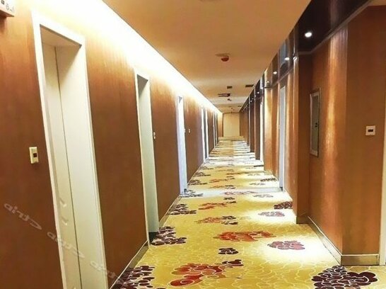 Ouke Holiday Hotel - Photo4