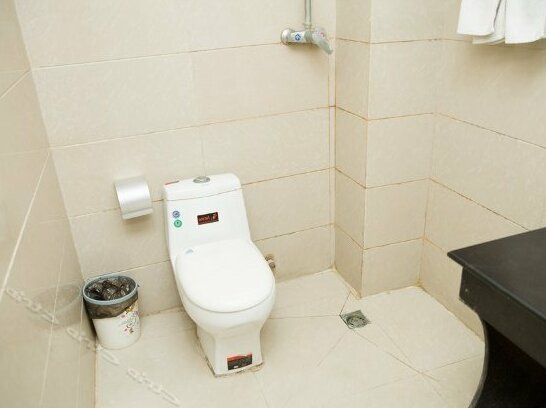 Pengleng Hotel - Photo3