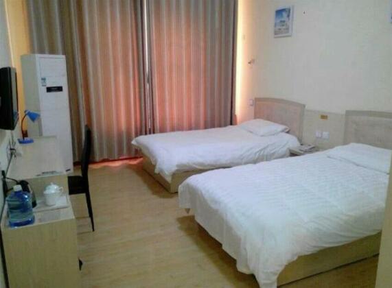 Sishui Haichang Business Hotel - Photo2