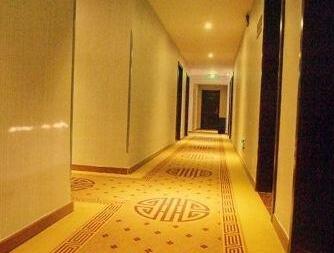 Super 8 Hotel Jining Gong Qing Tuan Lu - Photo2
