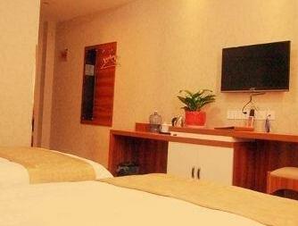 Super 8 Hotel Jining Gong Qing Tuan Lu - Photo5