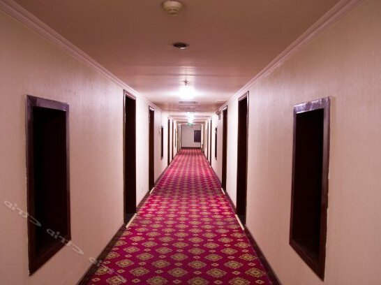 Yulong Hotel - Photo4