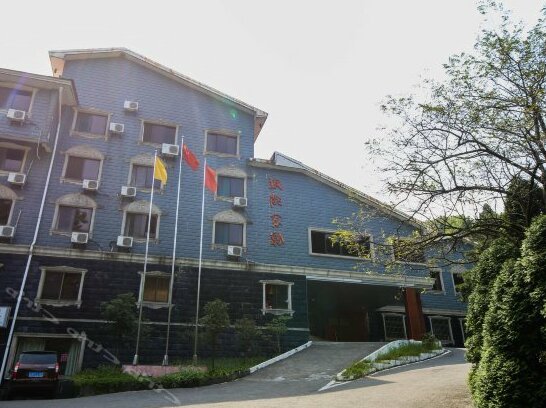 Lushan Jingwei Hotel