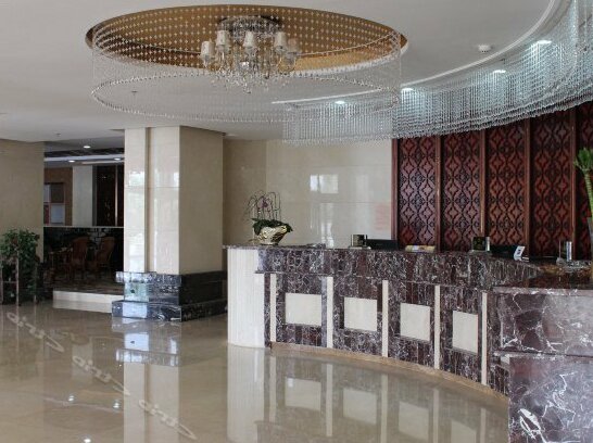 Long Lake International Hotel - Photo2