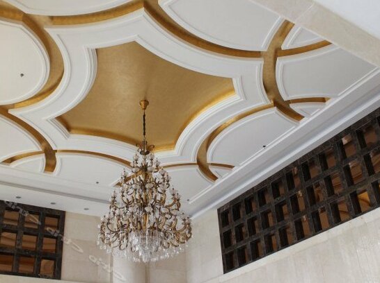 Long Lake International Hotel - Photo3