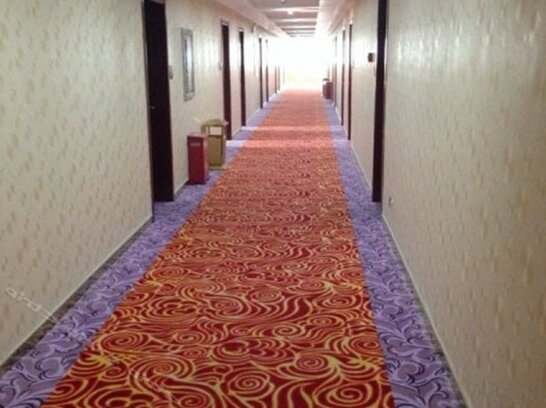 Longfu International Hotel - Photo4