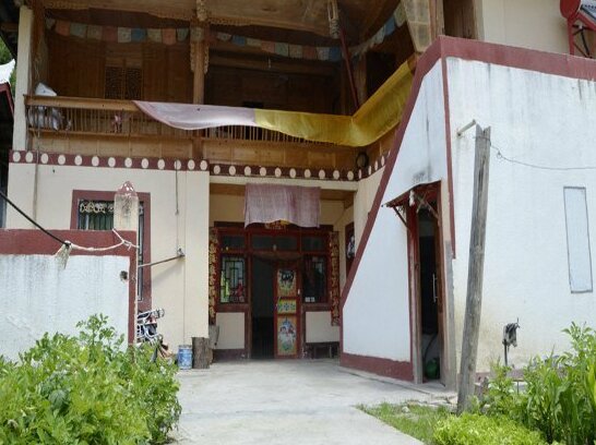 Jiuzhaigou Shangsizhai Tibetan Residence - Photo2