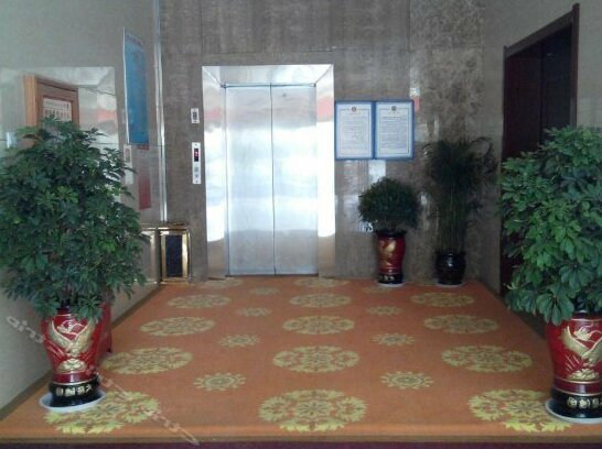 Jinding Express Hotel - Photo4