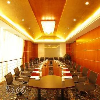Maitark Hotel Karamay - Photo4