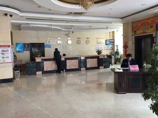 Lingfeng Hotel - Photo3