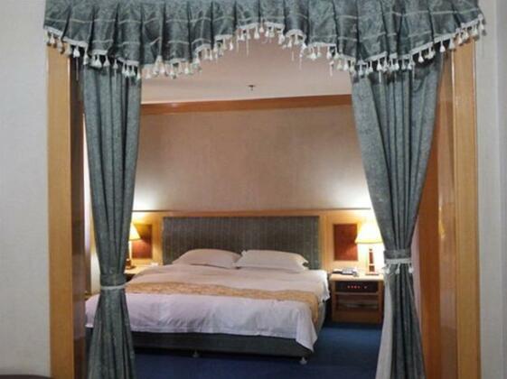 LUXEMON QINIBAGH HOTEL Kashgar Prefecture - Photo4