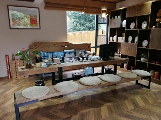 Dianchi Lakeside Yunjian Guesthouse - Photo2