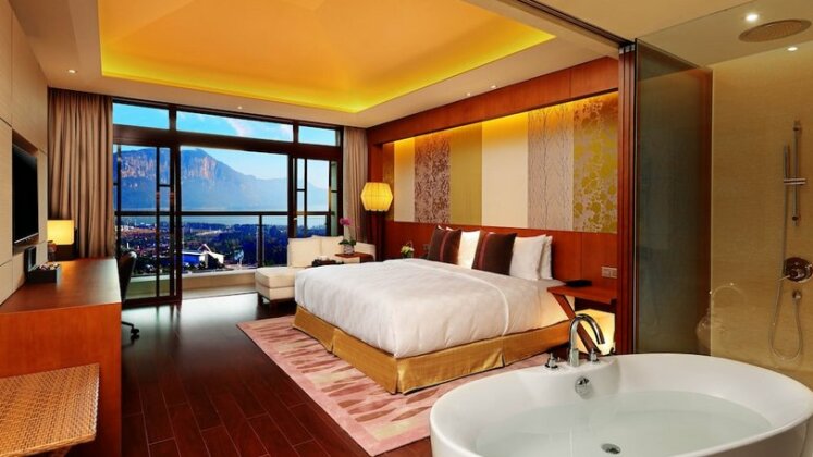 HUALUXE Hotels & Resorts Kunming - Photo5