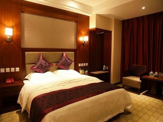 Kunming Hongxu Holiday Express Hotel - Photo2