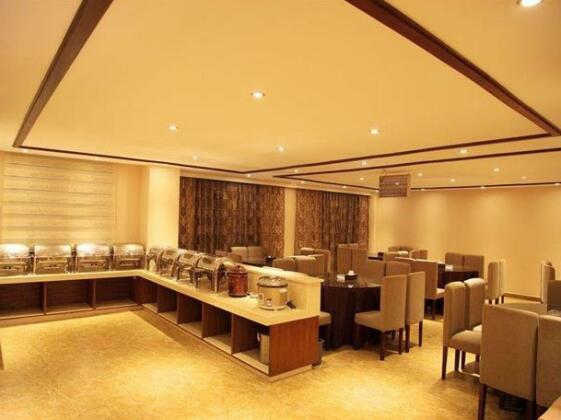 Kunming Hongxu Holiday Express Hotel - Photo4