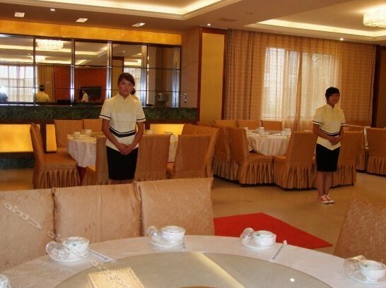 Lutian Business Hotel - Photo2