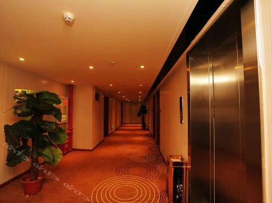 Riyuexin Business Hotel - Photo3