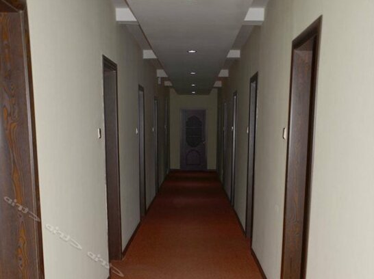Shuntai Hot Spring Hotel - Photo2