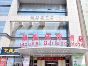 Inzone Garland Hotel