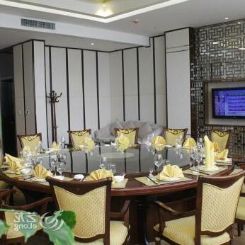 Tianyuan Hot Spring Commercial Hotel - Photo3